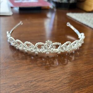 David's Bridal Silver Crystal Hair Accessory for Weddings